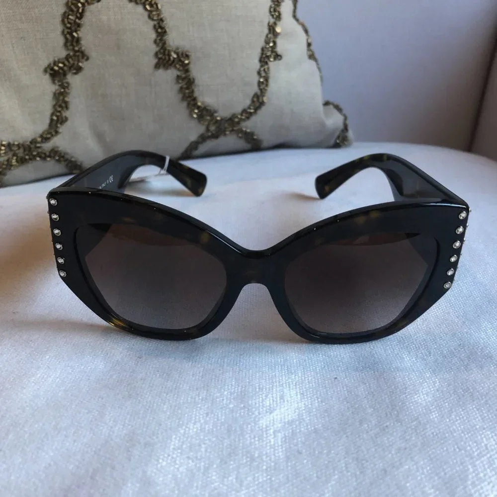 🤎 NEW Valentino Embellished Cat Eye Havana Sunglasses